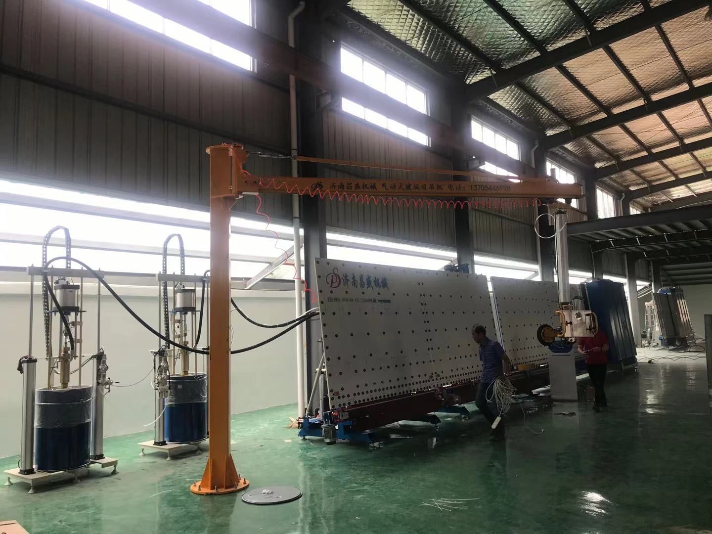 丁基膠涂布機是怎么操作的？
